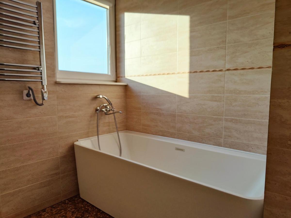 קובנה Green Hill Valley Apartments מראה חיצוני תמונה